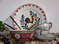 Porcelaines Chine, Japon, France, recolorées et baguettes en argent massif recoloré. 